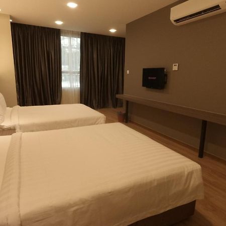 U Design Hotel קואלה ליפיס מראה חיצוני תמונה